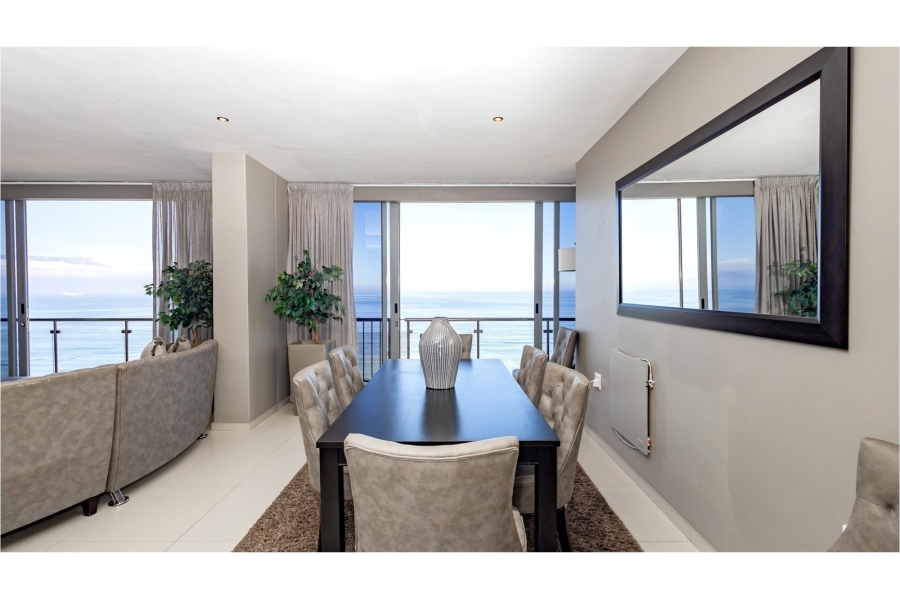 2 Bedroom Property for Sale in Bloubergstrand Western Cape